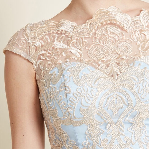 Chi Chi London Cinderella Lace Tulle Prom Dress - Picture 2 of 10